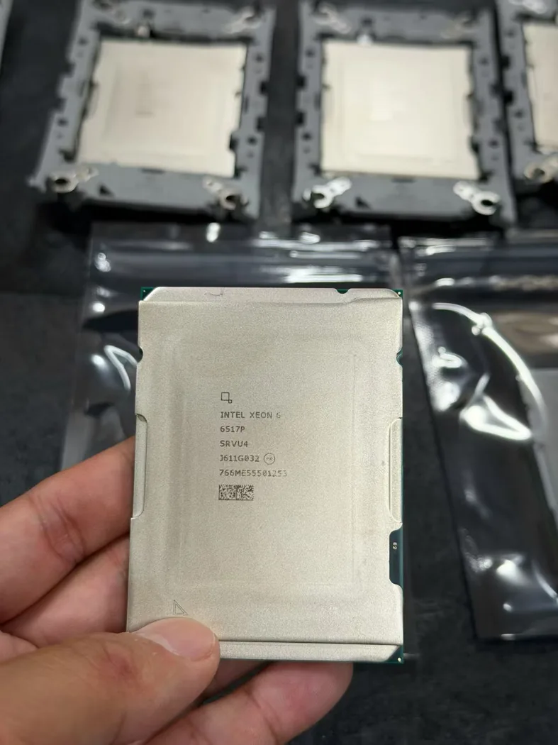 Intel Xeon 6 CPU tray stock photo