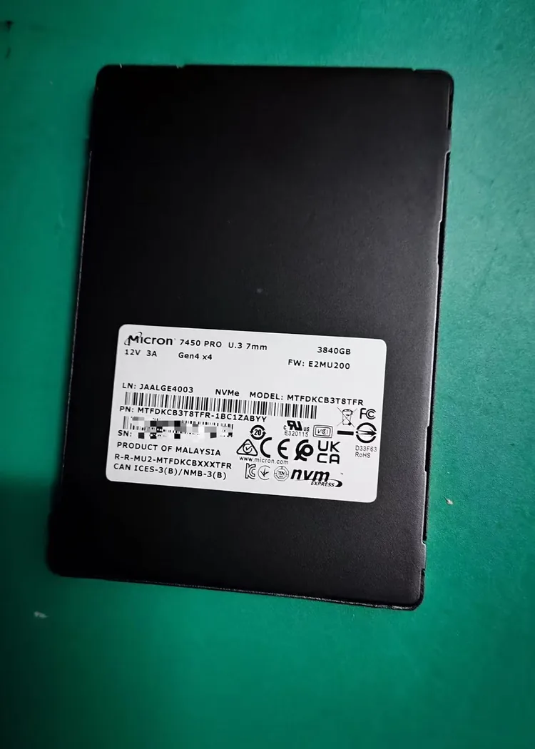 Micron 7450 PRO U.3 NVMe SSD 3840GB stock photo