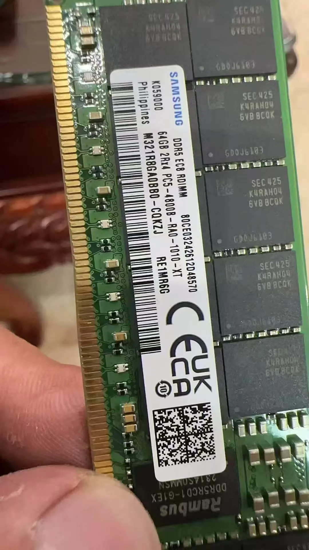 Samsung M321R8GA0BB0-CQKZJ 64GB DDR5 RDIMM real stock photo